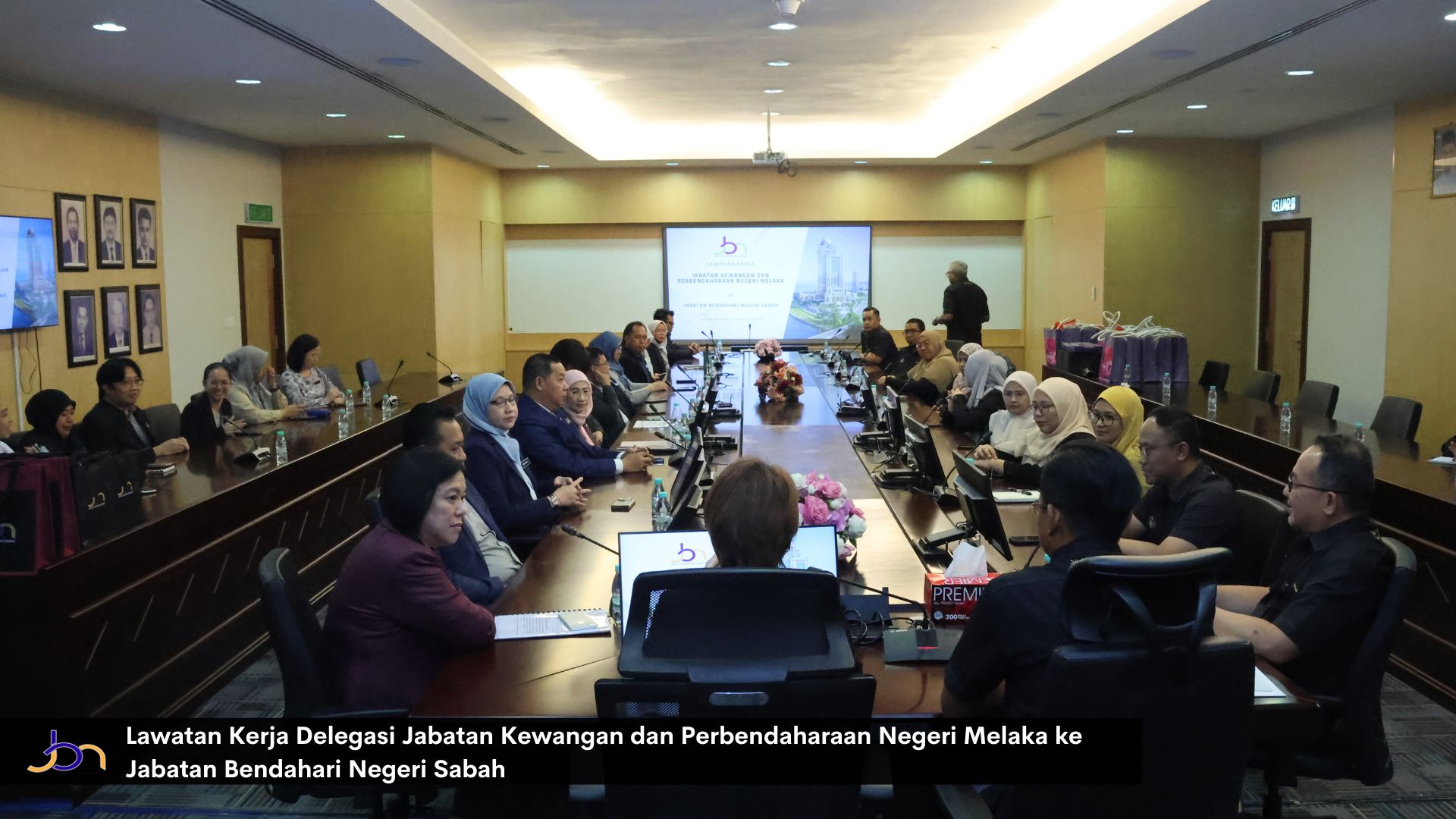 LAWATAN KERJA DELEGASI JABATAN KEWANGAN DAN PERBENDAHARAAN NEGERI MELAKA KE JABATAN BENDAHARI NEGERI SABAH